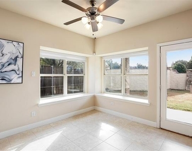 1087 Sahallee Drive - Photo Thumbnail 16