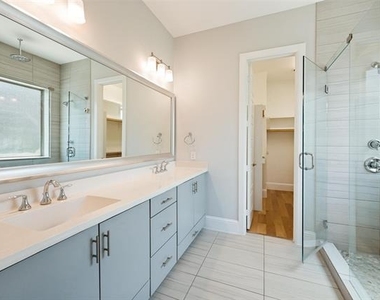 1309 Arch Place - Photo Thumbnail 6