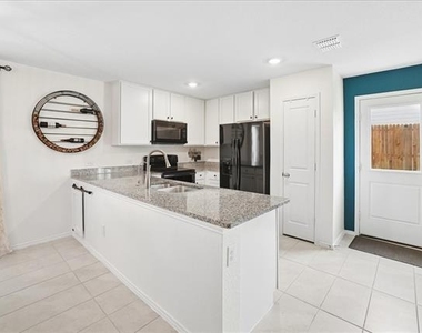 2926 Lorena Jordan Road - Photo Thumbnail 8