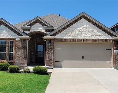 929 Lake Woodland Drive - Photo Thumbnail 1