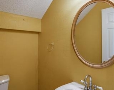 1304 Pagewynne Drive - Photo Thumbnail 11