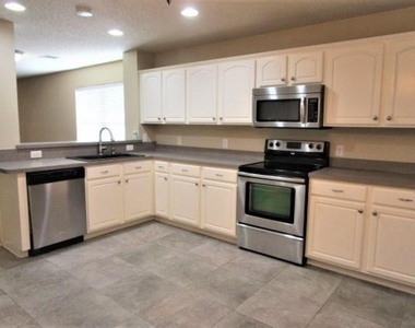 9836 Carter Drive - Photo Thumbnail 10