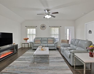 1107 Branding Iron Lane - Photo Thumbnail 1