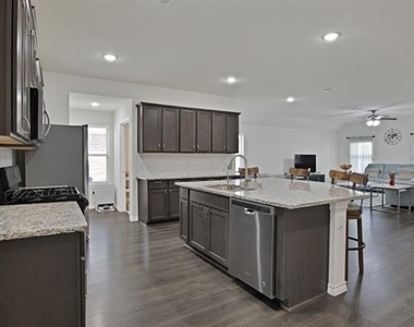 1107 Branding Iron Lane - Photo Thumbnail 5