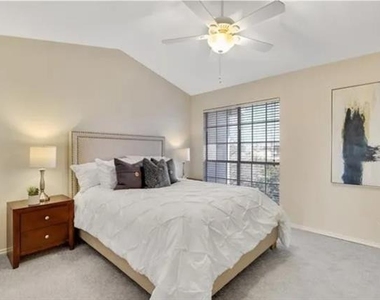 8400 Hickory Street - Photo Thumbnail 8
