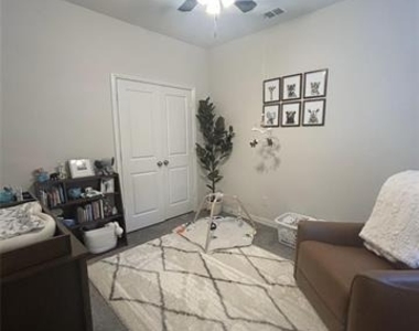 17709 Sage Lane - Photo Thumbnail 12