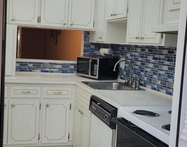 4700 Washington Street - Photo Thumbnail 17