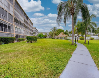 4700 Washington Street - Photo Thumbnail 12