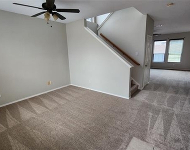 9201 Popes Creek Court - Photo Thumbnail 2