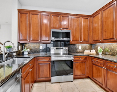 7662 Spatterdock Drive - Photo Thumbnail 1