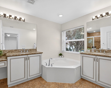7662 Spatterdock Drive - Photo Thumbnail 10