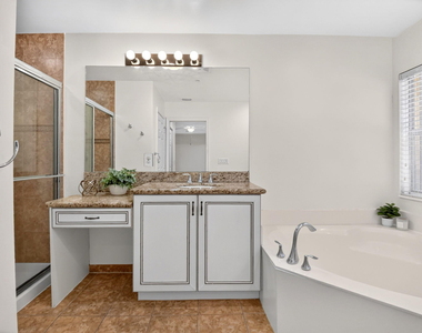 7662 Spatterdock Drive - Photo Thumbnail 11