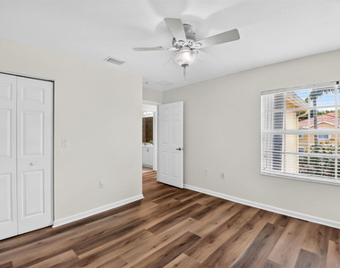 7662 Spatterdock Drive - Photo Thumbnail 15
