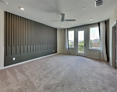 1192 Daybreak Drive - Photo Thumbnail 6