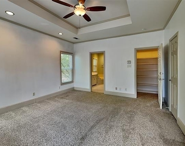 3420 Binkley Avenue - Photo Thumbnail 8