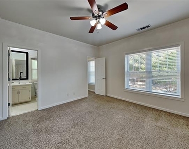 3420 Binkley Avenue - Photo Thumbnail 14