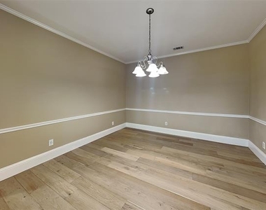 3420 Binkley Avenue - Photo Thumbnail 6