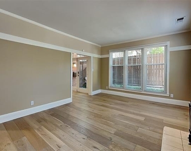 3420 Binkley Avenue - Photo Thumbnail 2