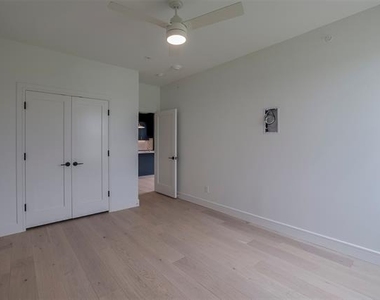 309 W Daggett Avenue - Photo Thumbnail 9