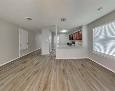 7445 Sienna Ridge Lane - Photo Thumbnail 2