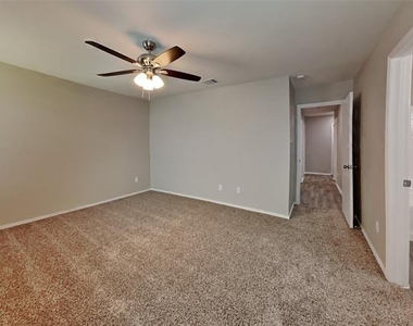 7445 Sienna Ridge Lane - Photo Thumbnail 7