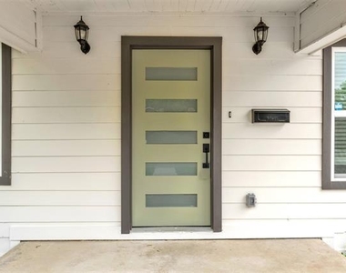 601 Pearson Avenue - Photo Thumbnail 4