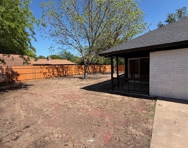 108 Amory Drive - Photo Thumbnail 26