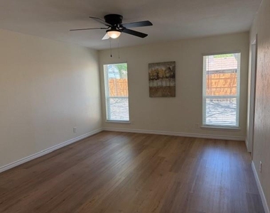 108 Amory Drive - Photo Thumbnail 16
