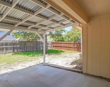 7801 Estates Way - Photo Thumbnail 25