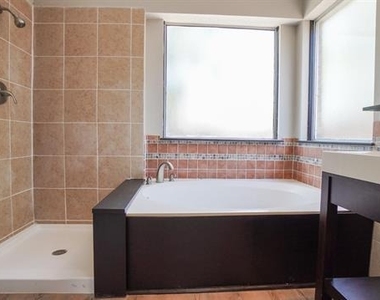 7801 Estates Way - Photo Thumbnail 14