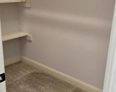 10531 Steinbeck Lane - Photo Thumbnail 4