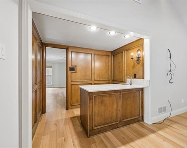 7023 Brookshire Drive - Photo Thumbnail 13