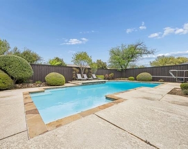 7023 Brookshire Drive - Photo Thumbnail 33
