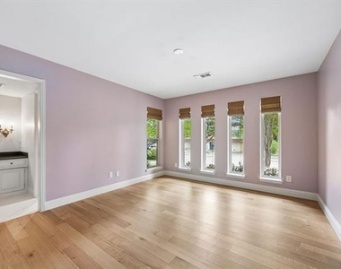 7023 Brookshire Drive - Photo Thumbnail 23