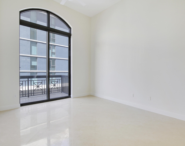 701 S Olive Avenue - Photo Thumbnail 12