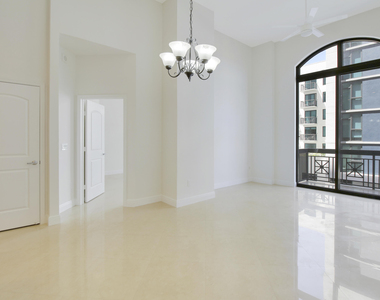 701 S Olive Avenue - Photo Thumbnail 19
