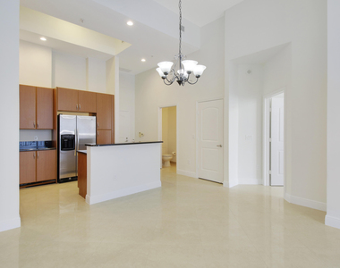 701 S Olive Avenue - Photo Thumbnail 16
