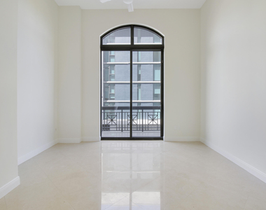 701 S Olive Avenue - Photo Thumbnail 10