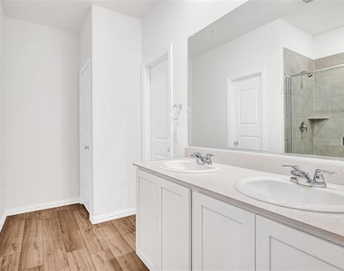5108 Wilder Avenue - Photo Thumbnail 12