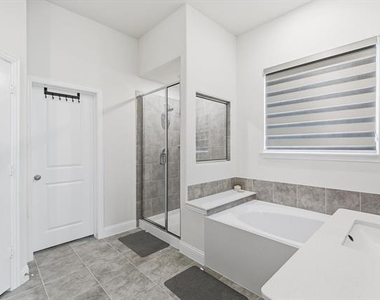 105 Portina Drive - Photo Thumbnail 13