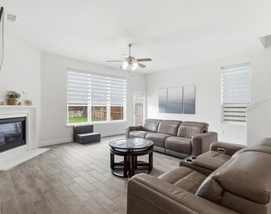 105 Portina Drive - Photo Thumbnail 9