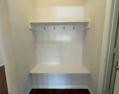 10040 Bodega Bay Road - Photo Thumbnail 11
