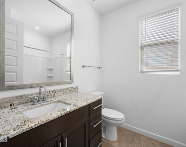 8911 W Solano Drive - Photo Thumbnail 19