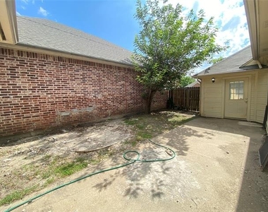 4131 Crossgate Court - Photo Thumbnail 23