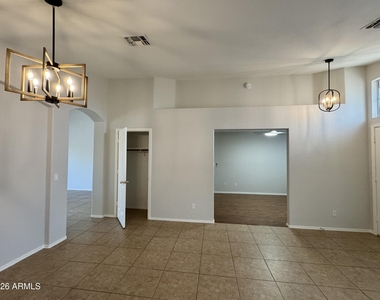 2302 E Edna Avenue - Photo Thumbnail 8