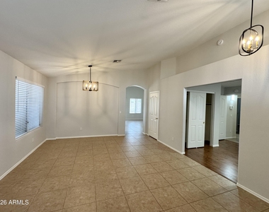 2302 E Edna Avenue - Photo Thumbnail 5