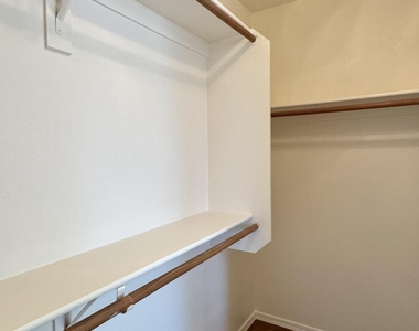 2302 E Edna Avenue - Photo Thumbnail 30