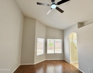 2302 E Edna Avenue - Photo Thumbnail 25