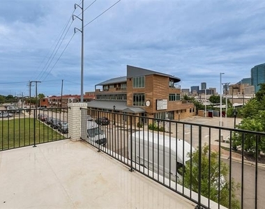 309 W Daggett Avenue - Photo Thumbnail 6