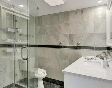 2866 Ne 30th Street - Photo Thumbnail 29